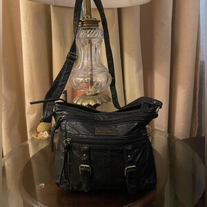 Wallflower please check all picture of condition